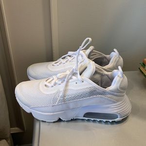 Nike Air Max Sneakers sz 5.5 Y